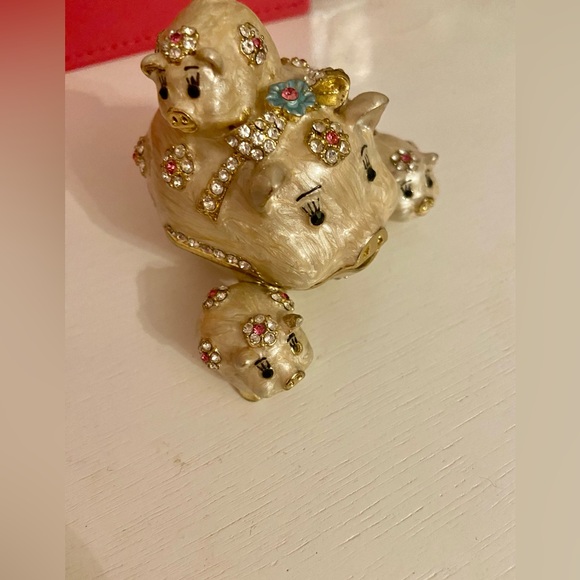 VINTAGE Adorable pig trinket box!!! ❤️ - Picture 3 of 7